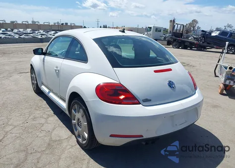 2012 Volkswagen Beetle 2.5L from USA, damaged, VIN 3VWJP7AT2CM655146